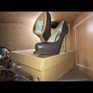 Michael Kors Hamilton Pumps “Cinder” Size 6